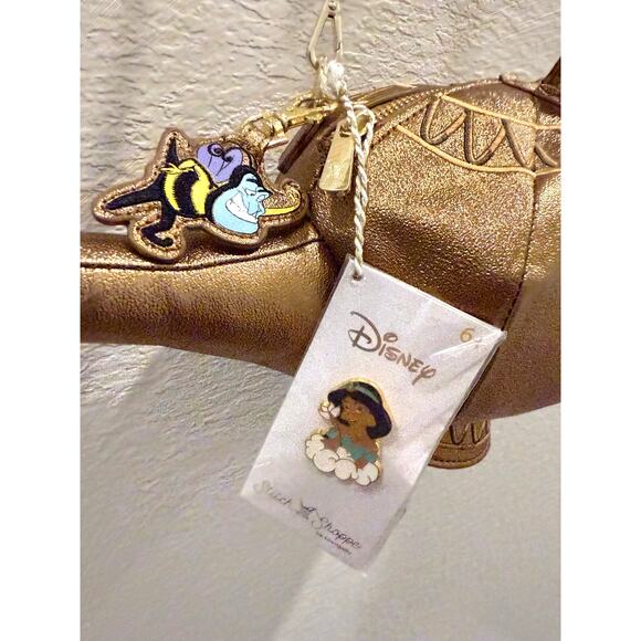 Disney Stitch Shoppe Loungefly Aladdin Jasmine Genie Magic Lamp Purse NEW Pin - Picture 4 of 8